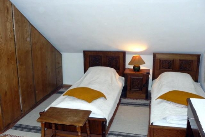 Twin room (with extra bed)