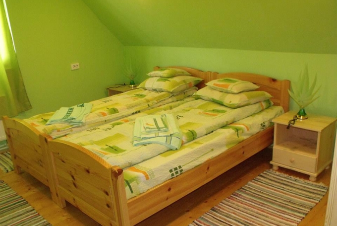 Double room (with extra bed)